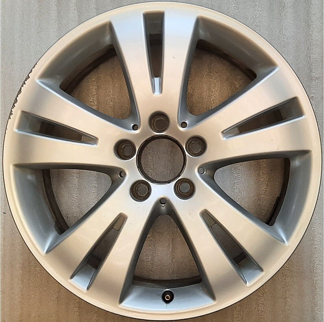 Mercedes-Benz 17" Silver OEM Rim Wheel A2044010402 B66474276