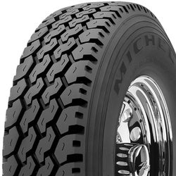 Michelin (LT215/85R16/10 115/112Q MIC XPS TRACTION BW)